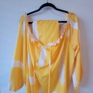 SHEIN Yellow and White Blouse Shorts Set